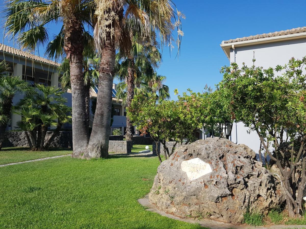 Asteraki Aparthotel Gouvia Exterior photo